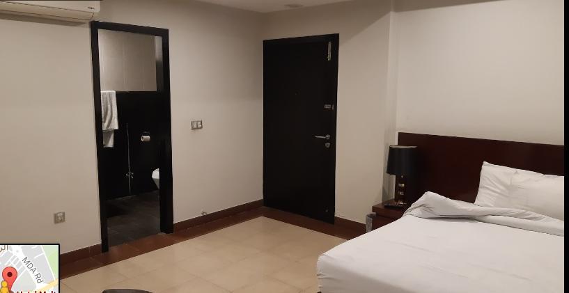 Hotel Multan Continental Eksteriør bilde