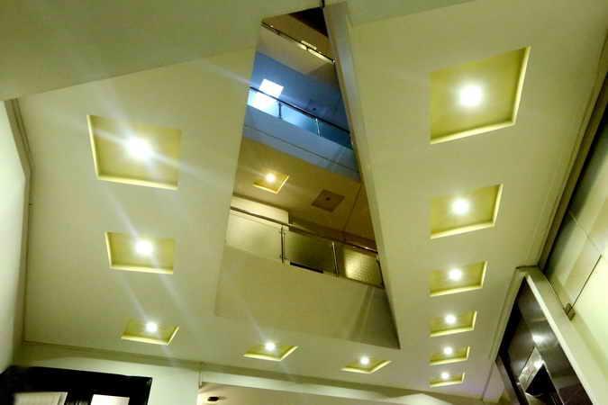 Hotel Multan Continental Eksteriør bilde